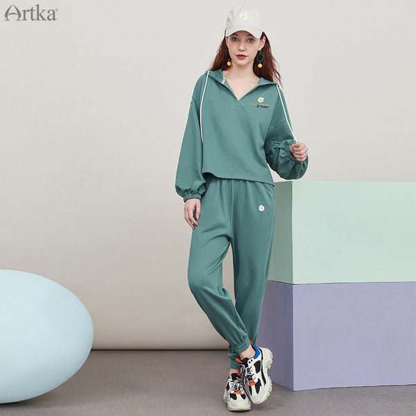 ARTKA 2020 Autumn New Women Suits Fashion Casual Hooded Sweatshirt Set 3 Piece Set T-shirt Dress Elastic Waist Pants VA25004Q